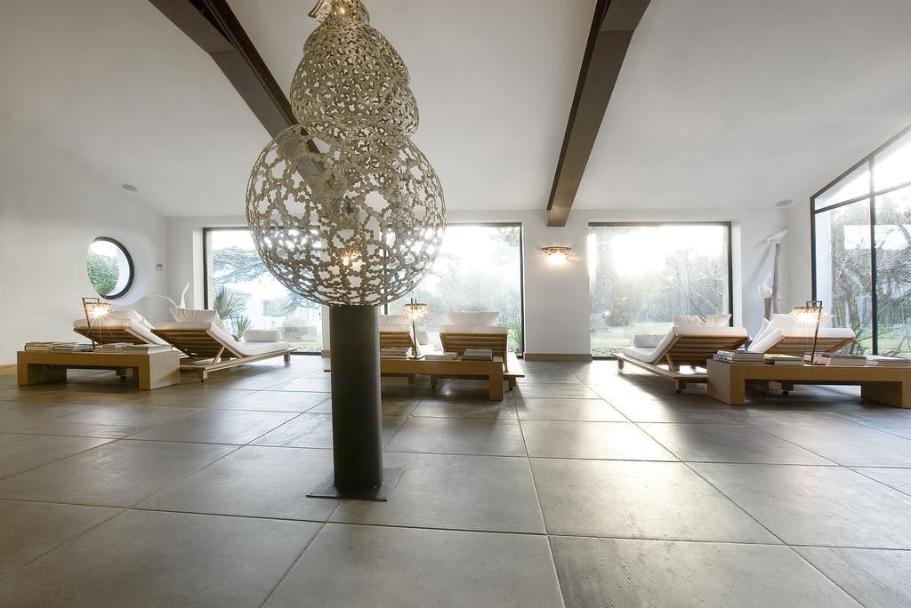 Le Clos Saint-Martin Hotel & Spa Εξωτερικό φωτογραφία