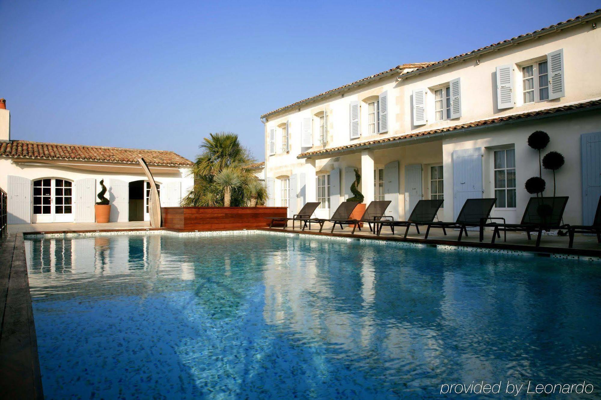 Le Clos Saint-Martin Hotel & Spa Εξωτερικό φωτογραφία