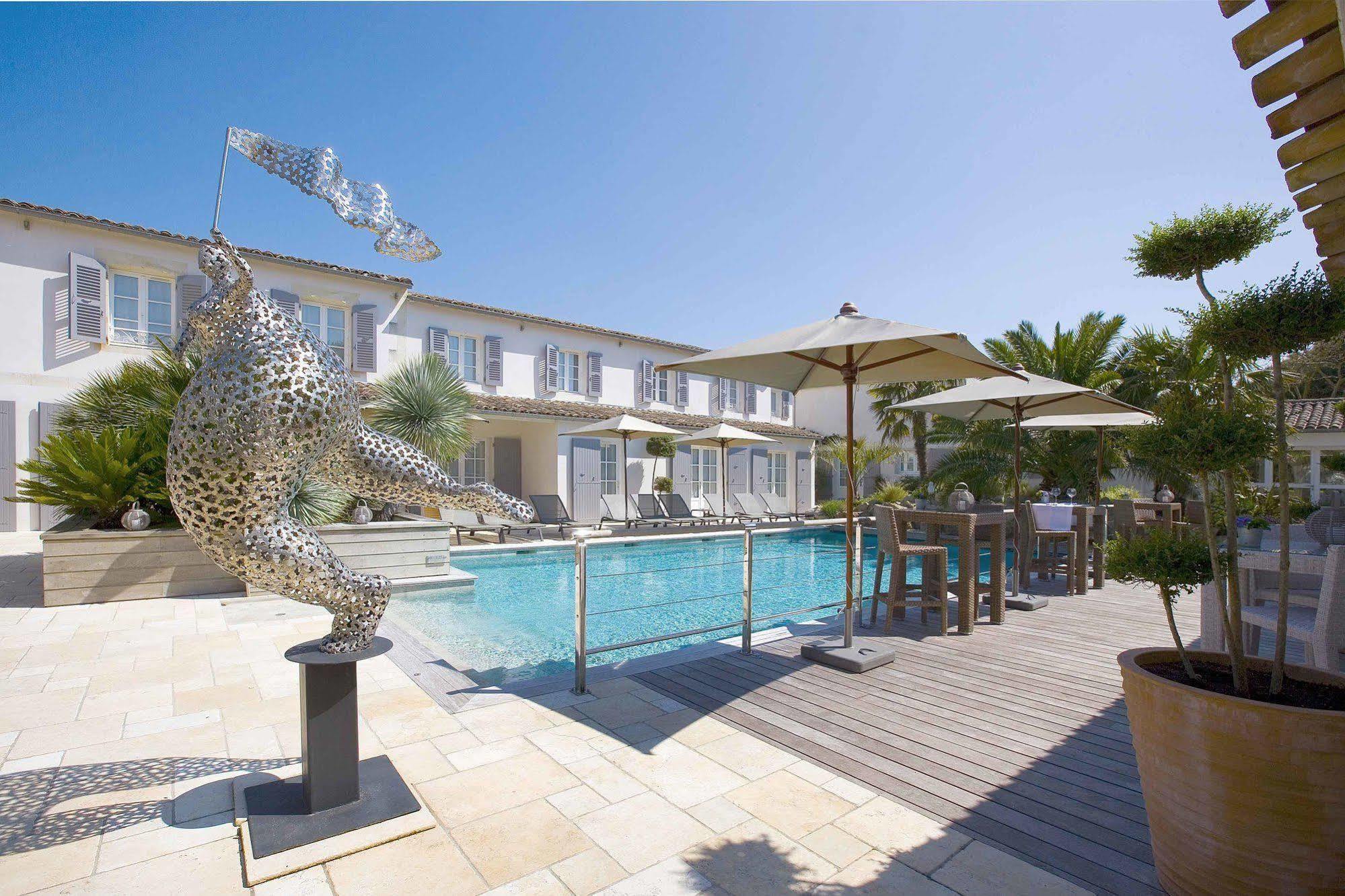 Le Clos Saint-Martin Hotel & Spa Εξωτερικό φωτογραφία